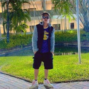 Meet your Posher, Isaac